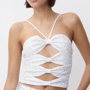 Pull & Bear cut out sequin top white/silver - Size M